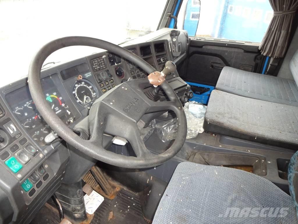 Scania Hytt CR13 Vezetőfülke és belső tartozékok