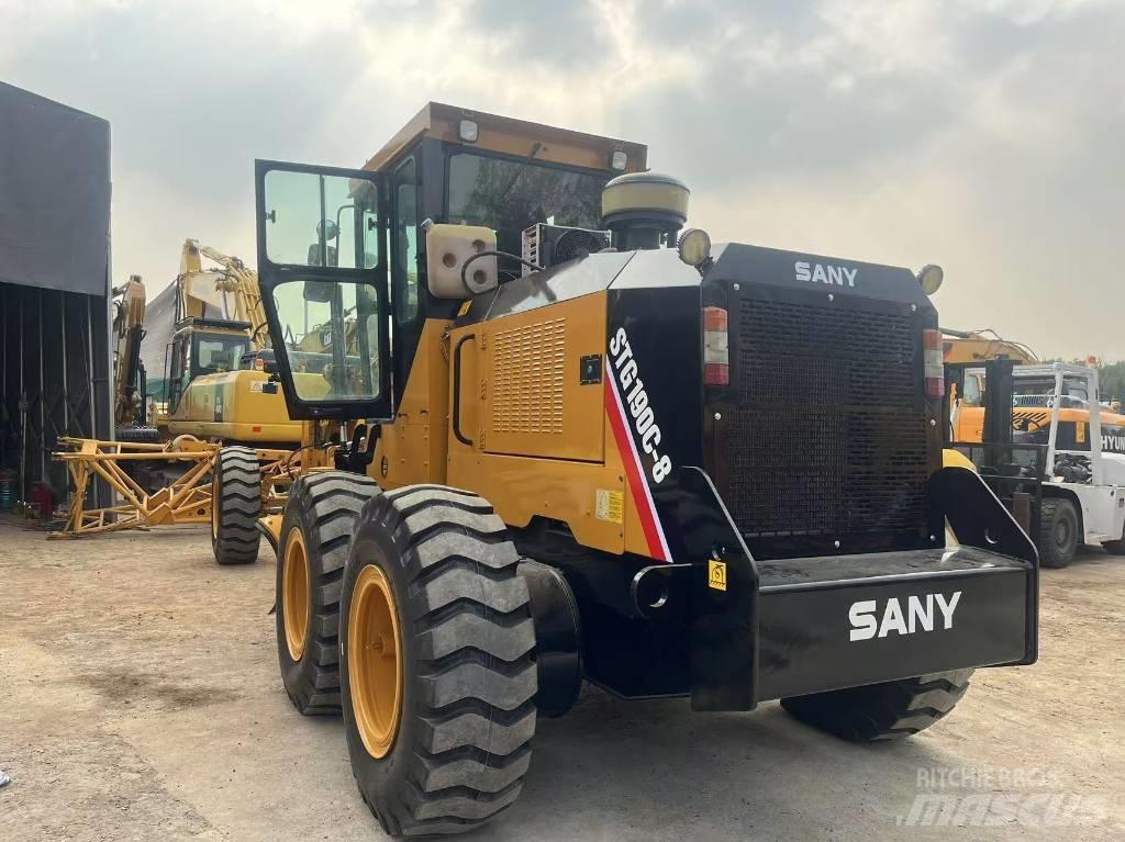 Sany STG 190 C-8S Gumikerekes homlokrakodók