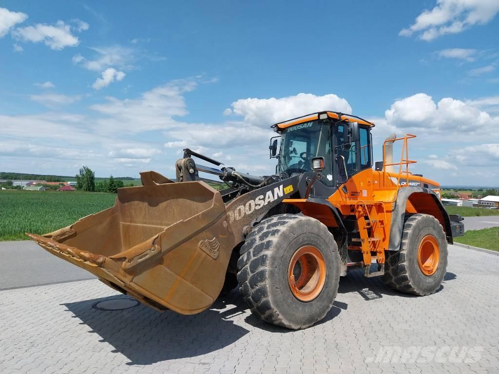 Doosan DL 420CVT-5 Gumikerekes homlokrakodók