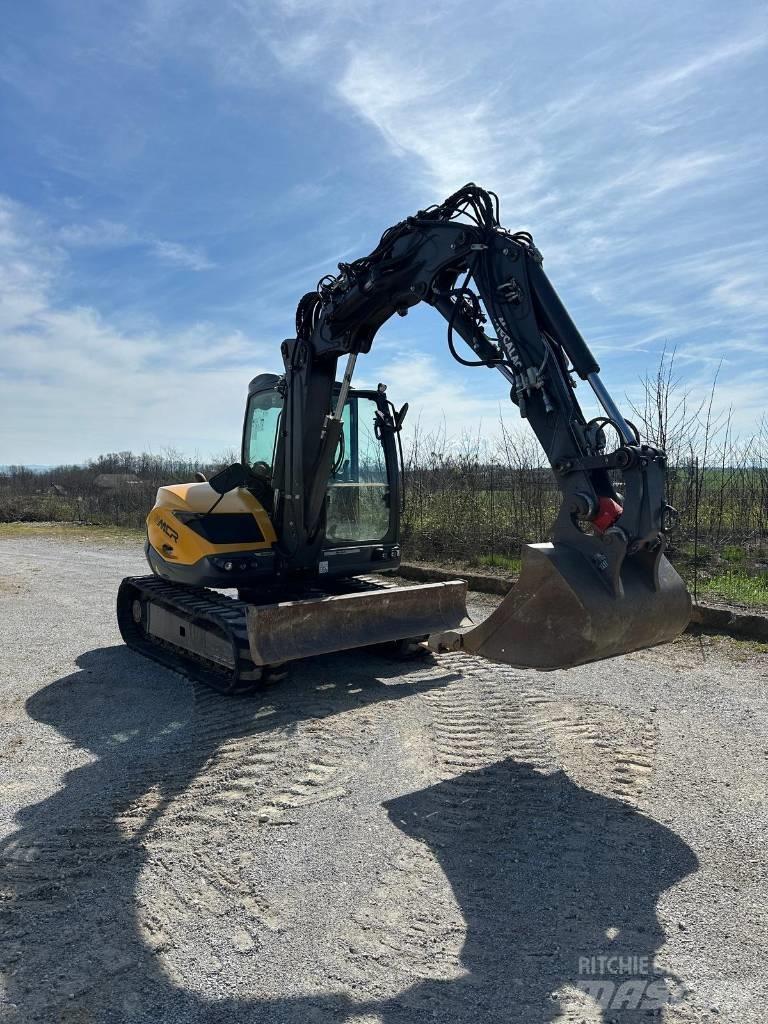 Mecalac 8 M CR Közepes (midi) kotrók 7 t - 12 t