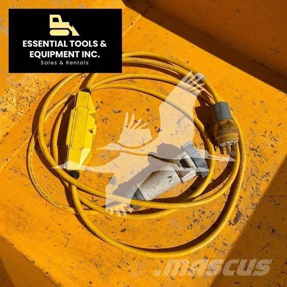 JCB HTD5E Mezei dömperek