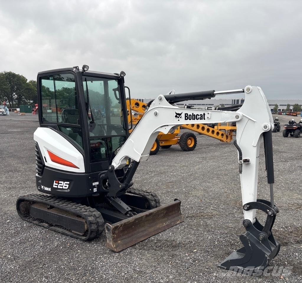 Bobcat E 26 Mini kotrók < 7t