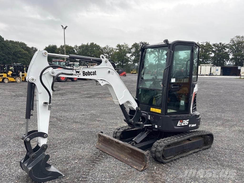 Bobcat E 26 Mini kotrók < 7t