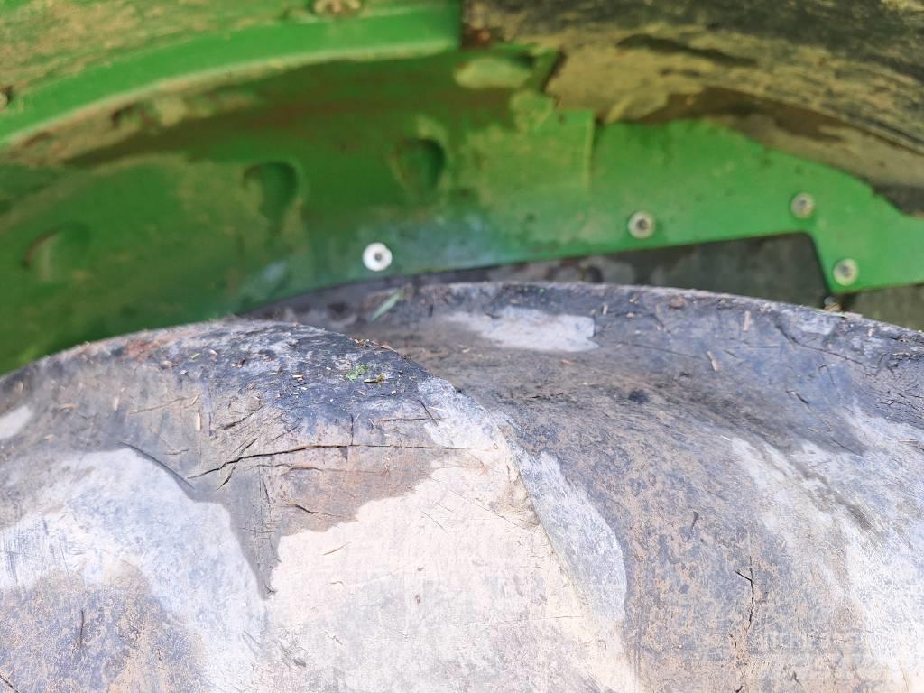 John Deere 5125R Traktorok