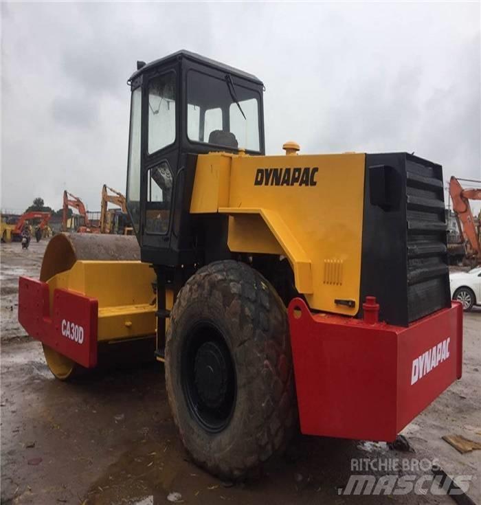 Dynapac CA 30 D Egydobos hengerek