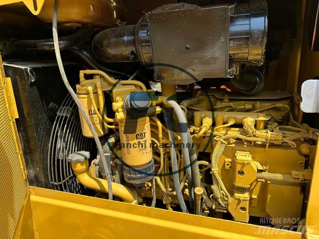 CAT D 5 K lánctalpas dózerek