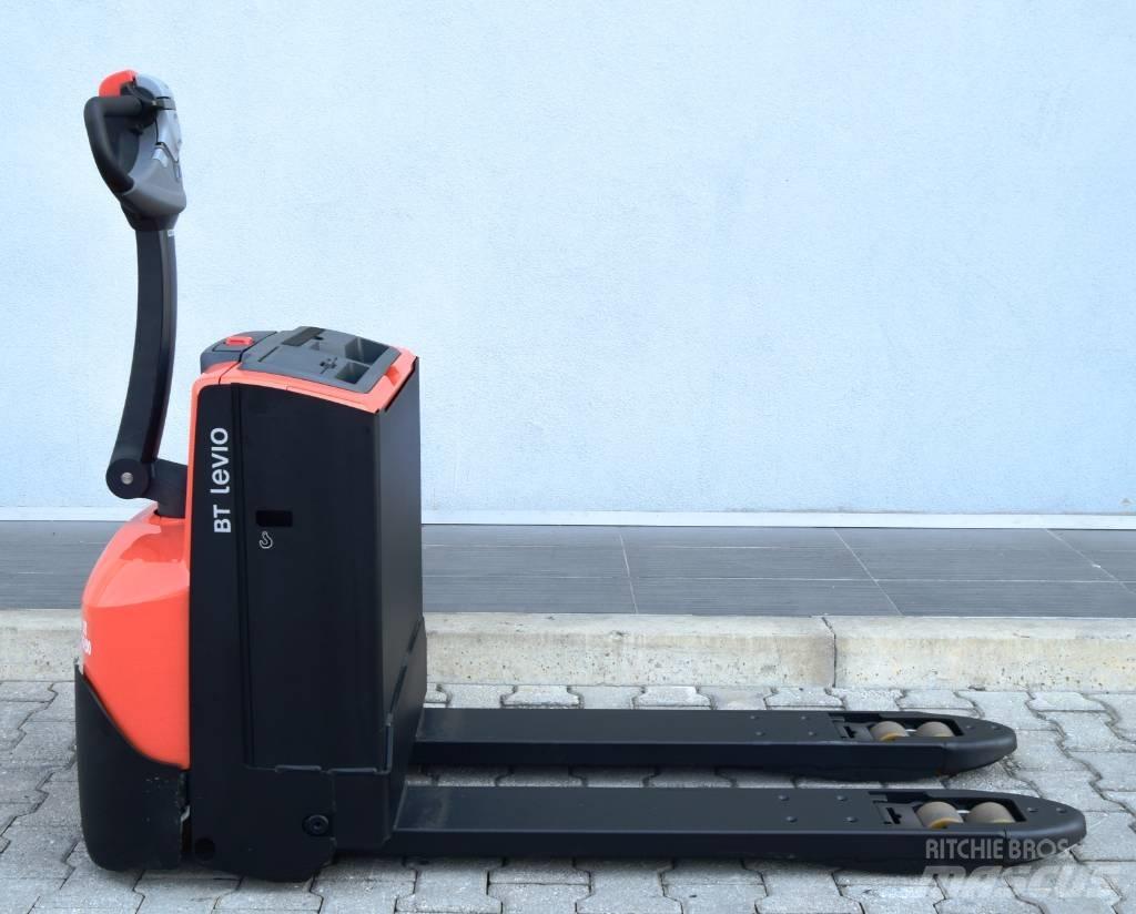 BT LWE 180 Alacsony emelőkocsi