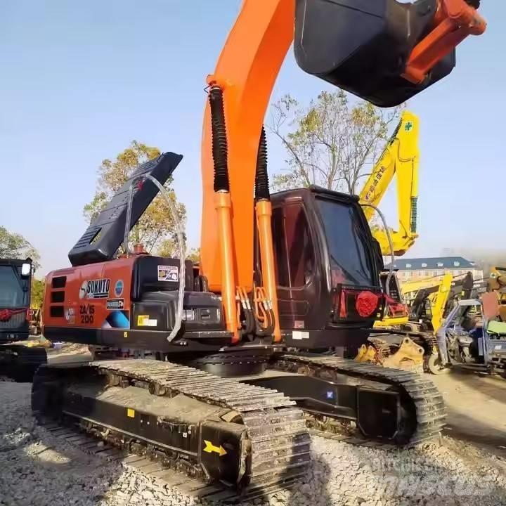 Hitachi ZX 200 Lánctalpas kotrók