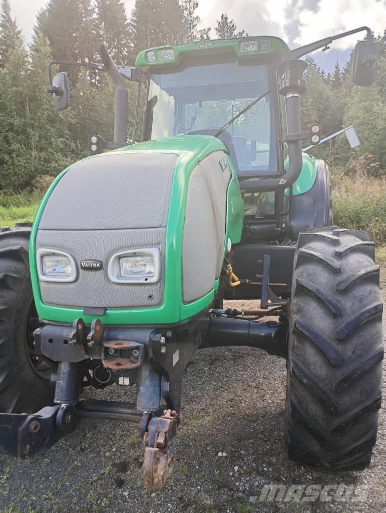 Valtra T190 Hi-tek Traktorok