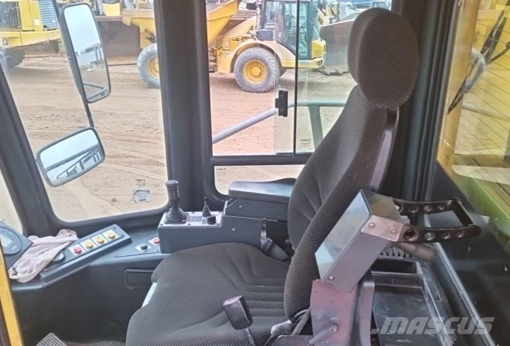 Bomag BC 772 RB-2 Hulladéktömörítők