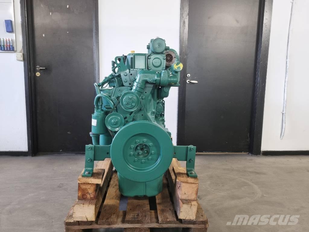 Volvo L120E motor Gumikerekes homlokrakodók