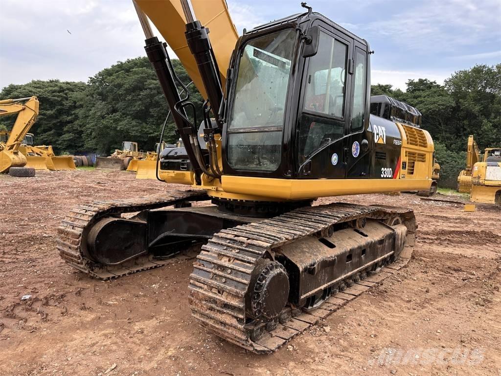 CAT 330 D Lánctalpas kotrók