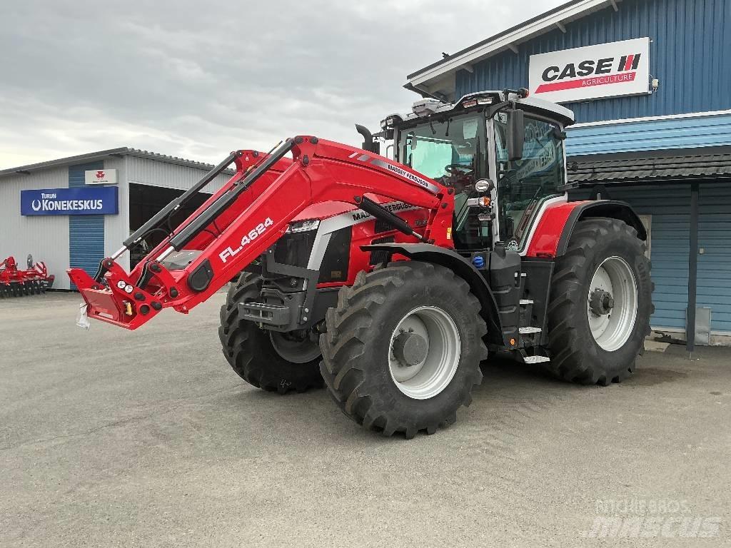 Massey Ferguson 8 S Traktorok