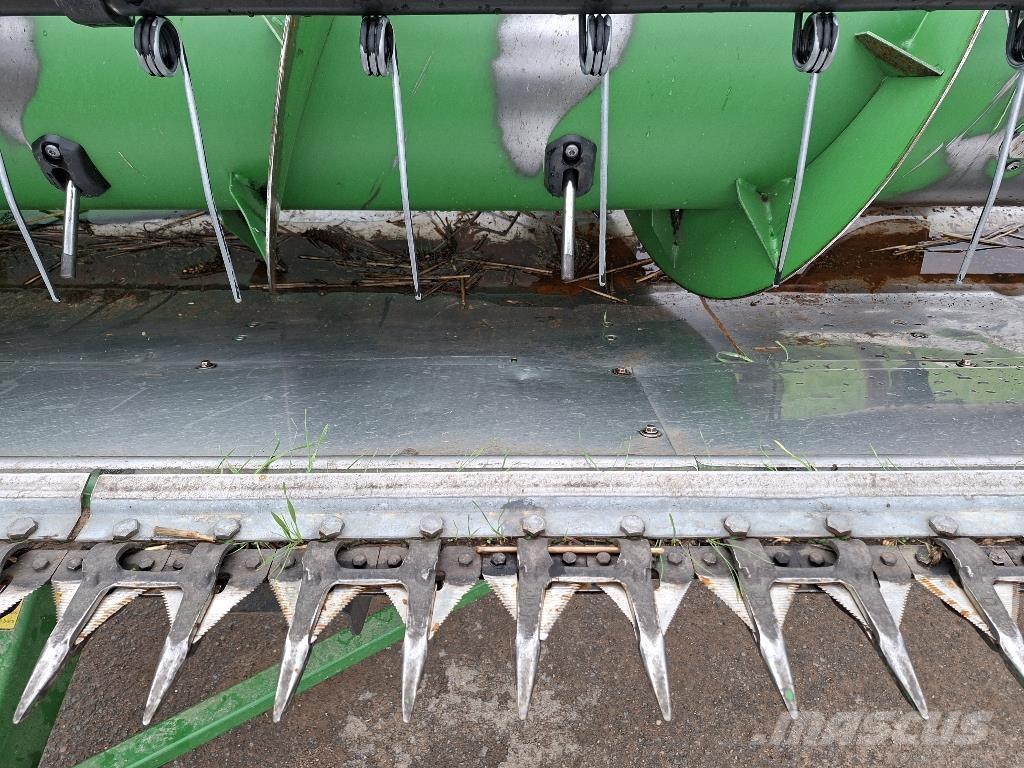 John Deere T550i Kombájnok