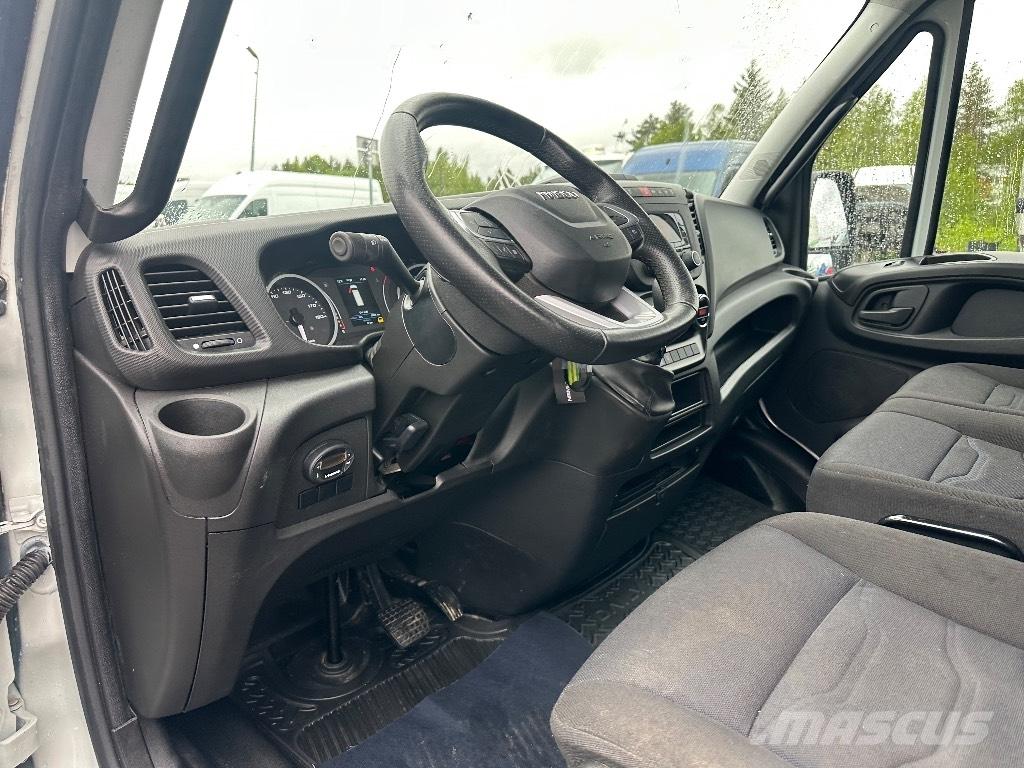 Iveco Daily 35S16 Transporterek