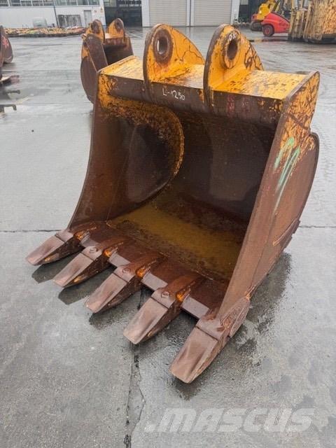Liebherr used bucket Kotrók