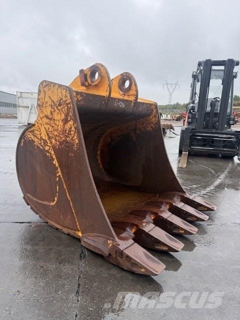 Liebherr used bucket Kotrók