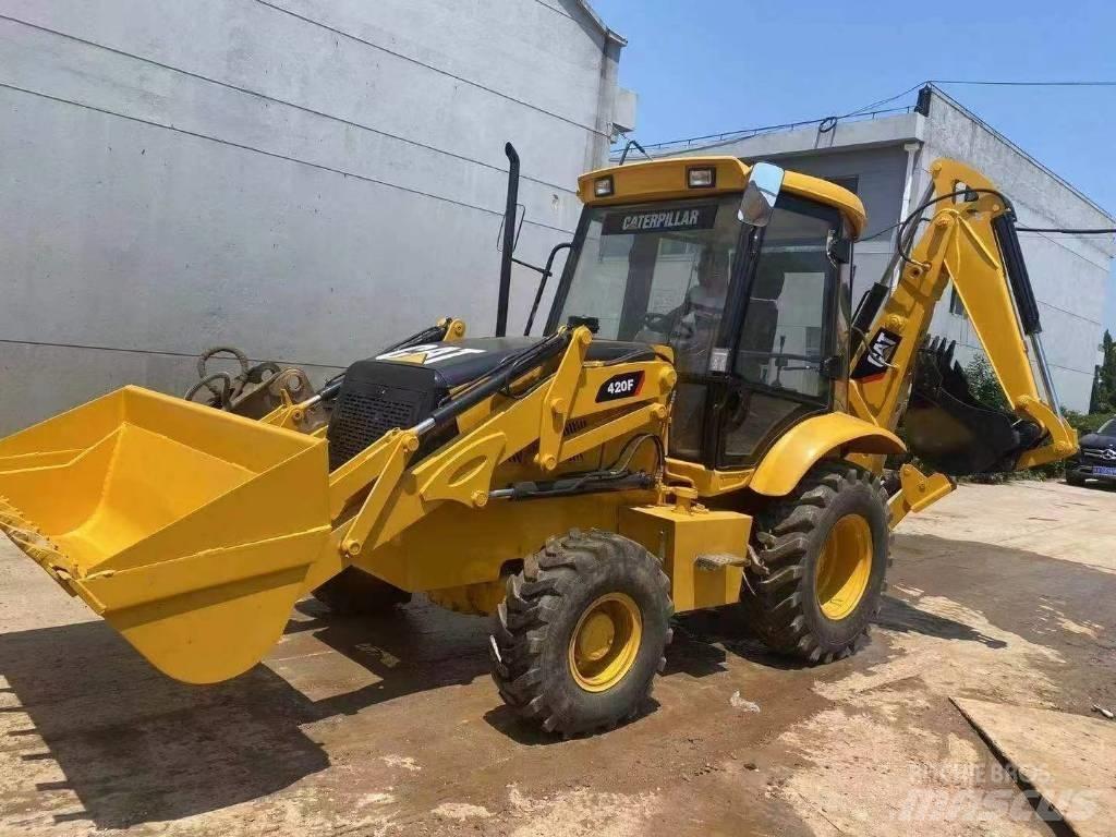 CAT 420F Kotrórakodók