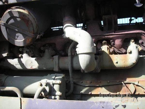 CAT D8K lánctalpas dózerek