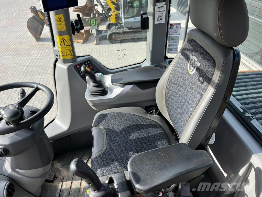 CASE 521 Gumikerekes homlokrakodók