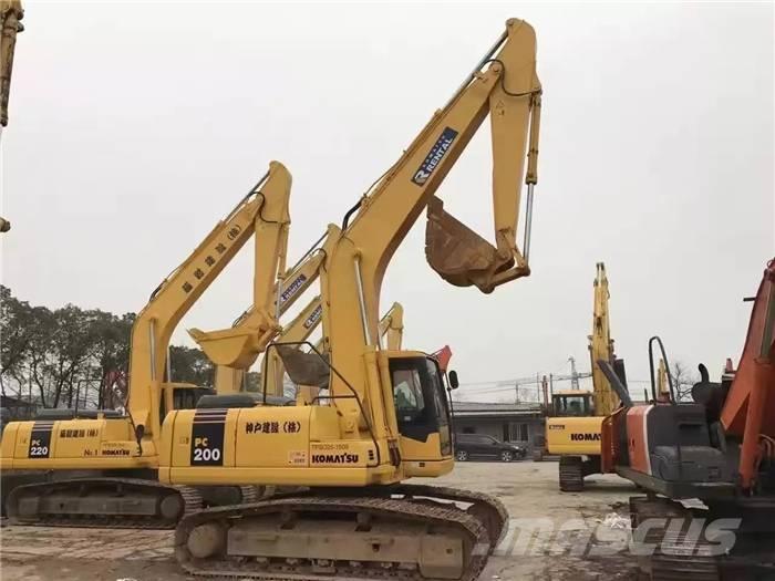 Komatsu PC 200-7 Lánctalpas kotrók