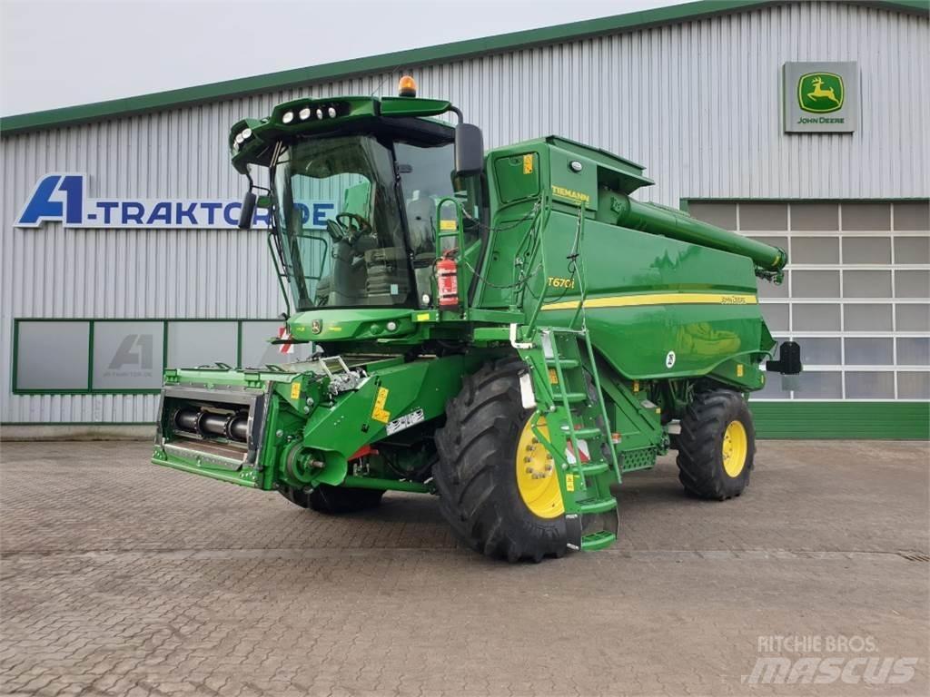 John Deere T670 Kombájnok