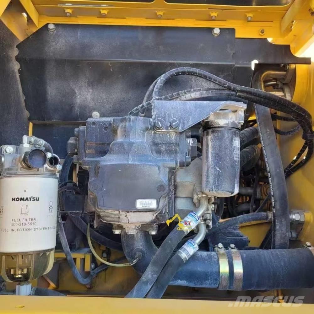Komatsu PC 210-8 Lánctalpas kotrók