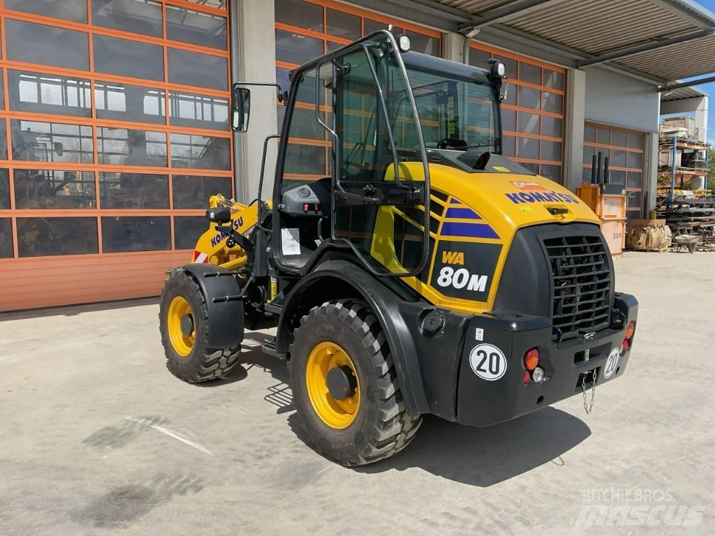 Komatsu WA80M-8 Gumikerekes homlokrakodók