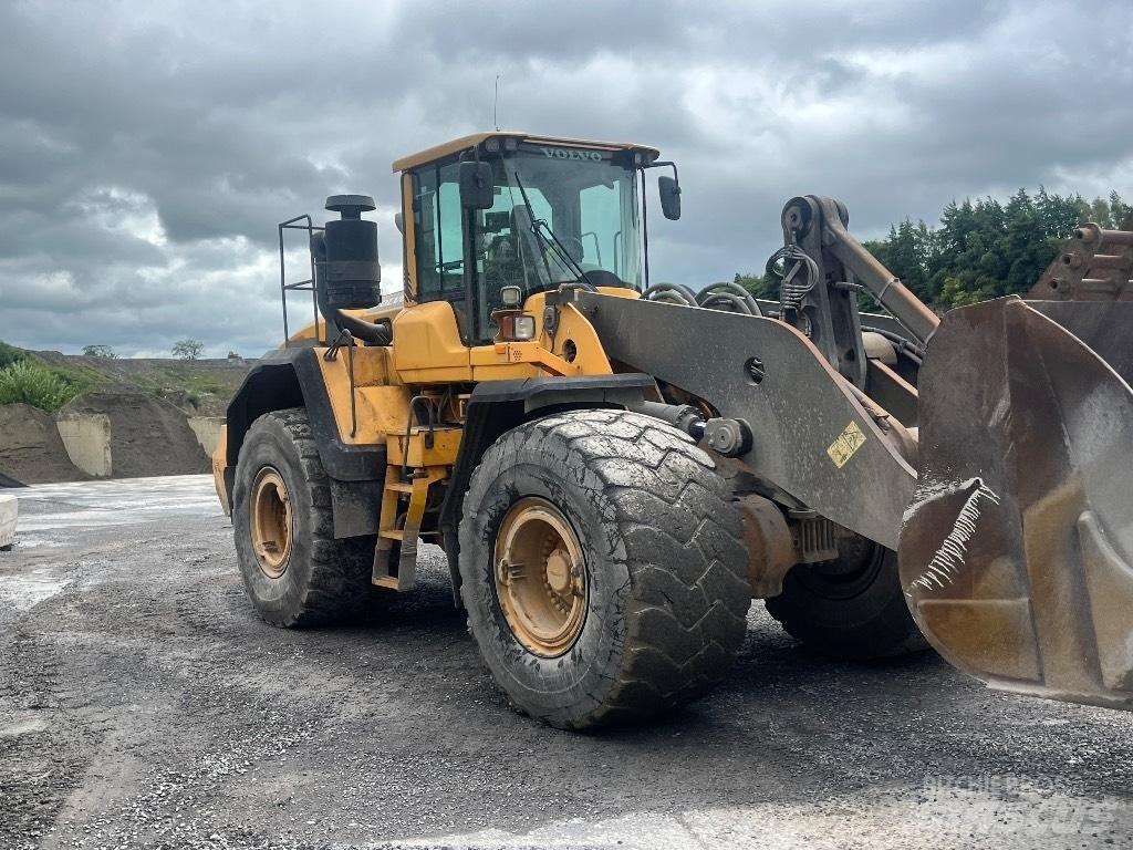 Volvo L 220 G Gumikerekes homlokrakodók