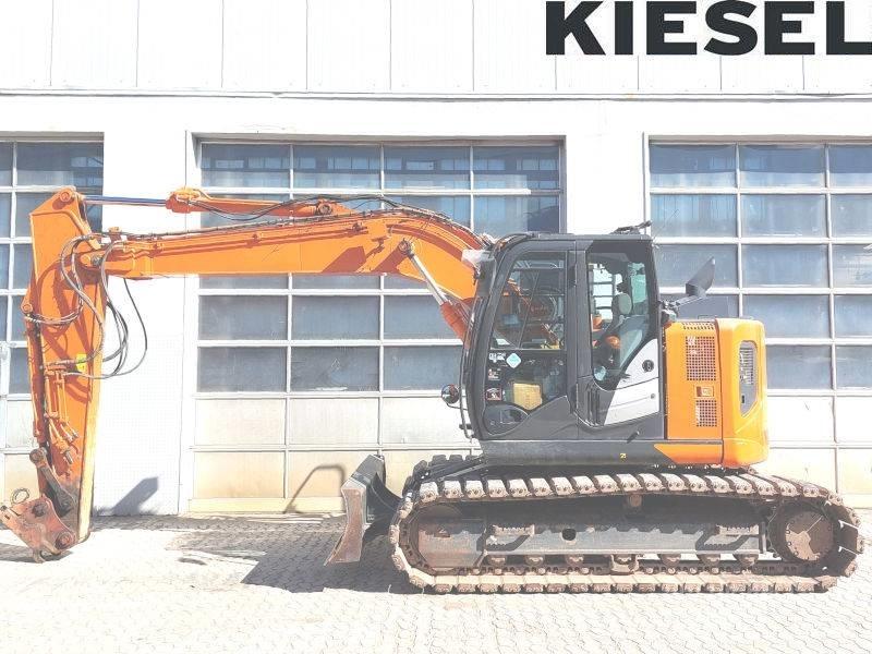 Hitachi ZX 135 US-6 Lánctalpas kotrók