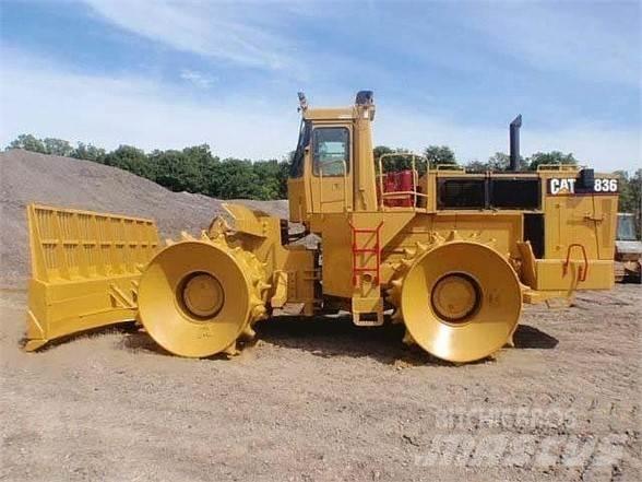 CAT 836C Hulladéktömörítők