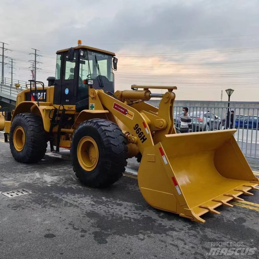 CAT 966 H Gumikerekes homlokrakodók