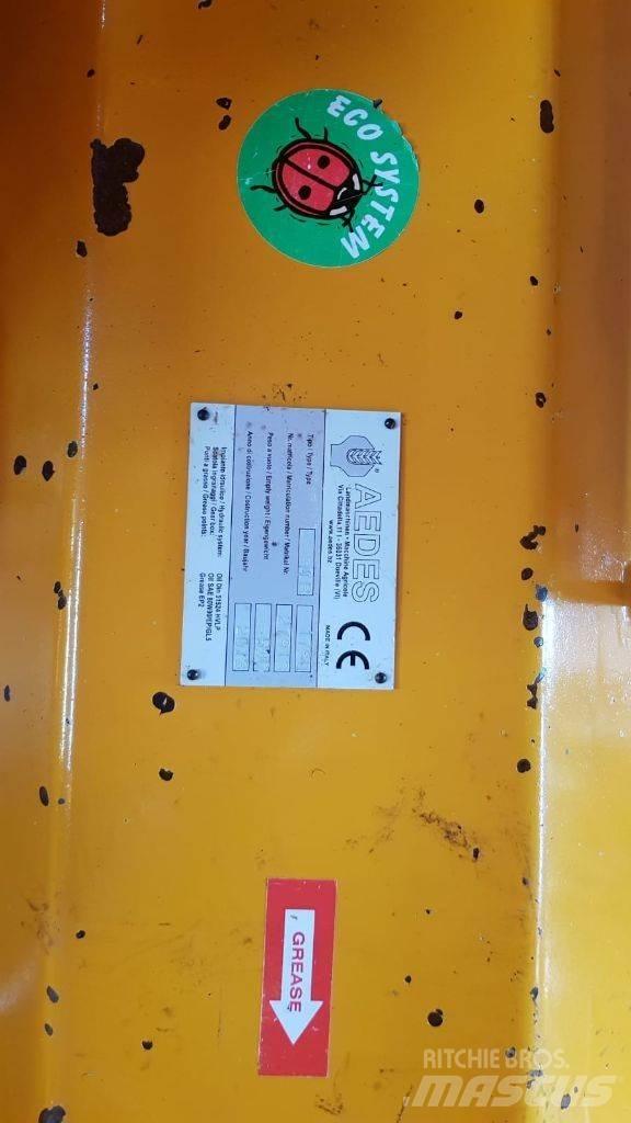 Aedes SM 1750 Kaszák
