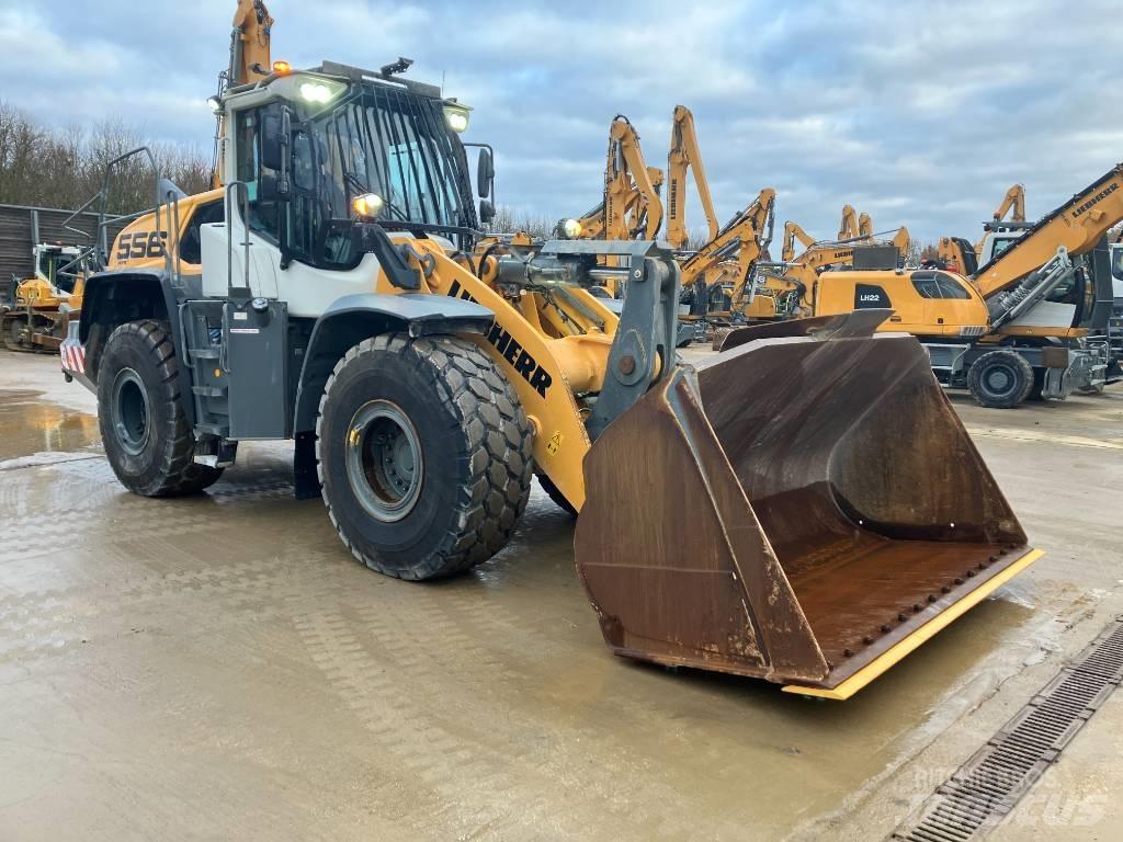 Liebherr L 556 Gumikerekes homlokrakodók