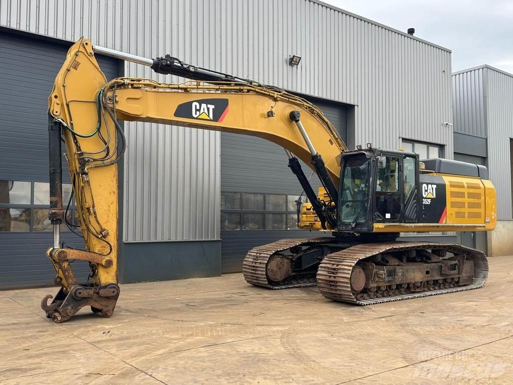 CAT 352F Lánctalpas kotrók
