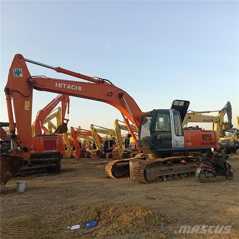 Hitachi ZX240 Lánctalpas kotrók