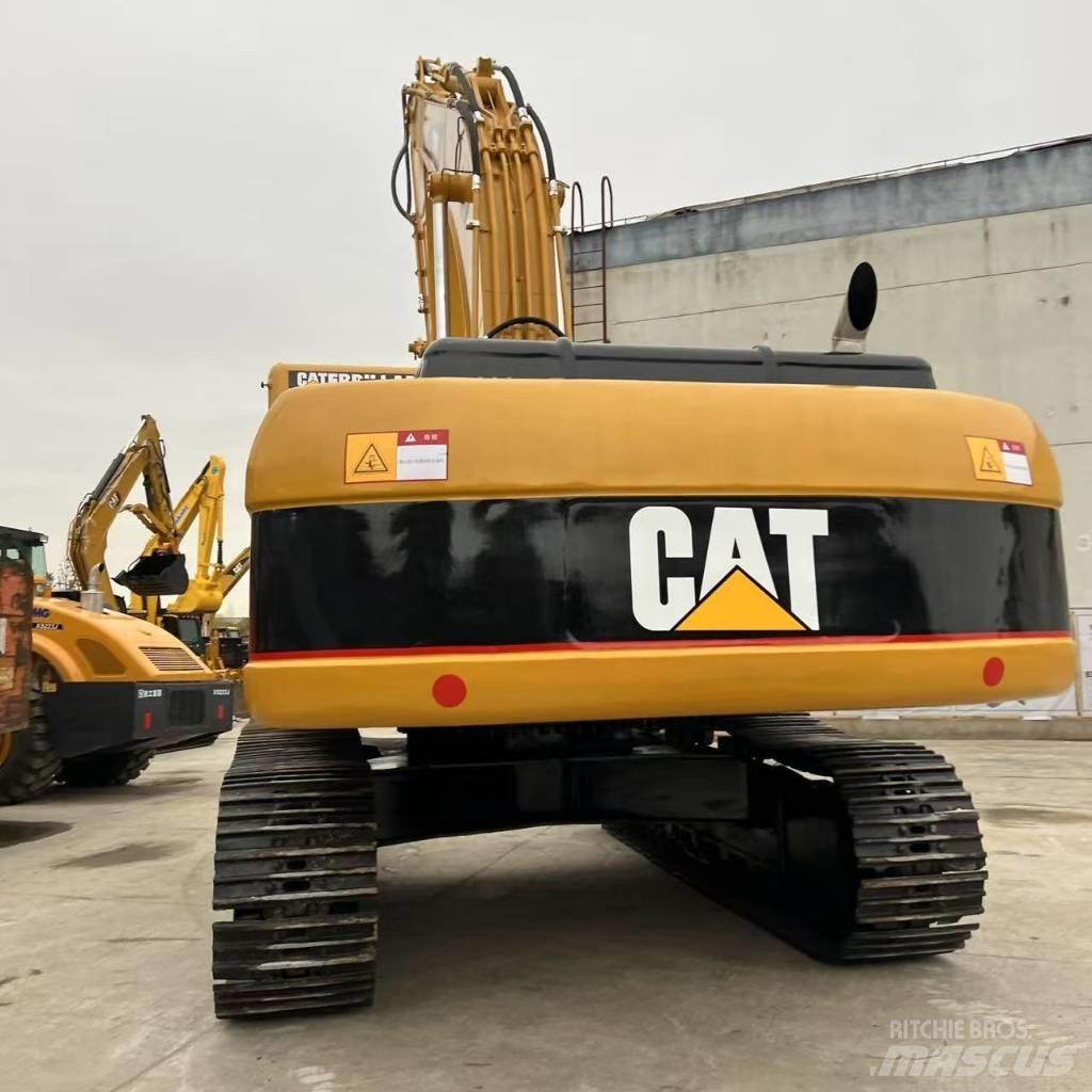 CAT 330 C Lánctalpas kotrók