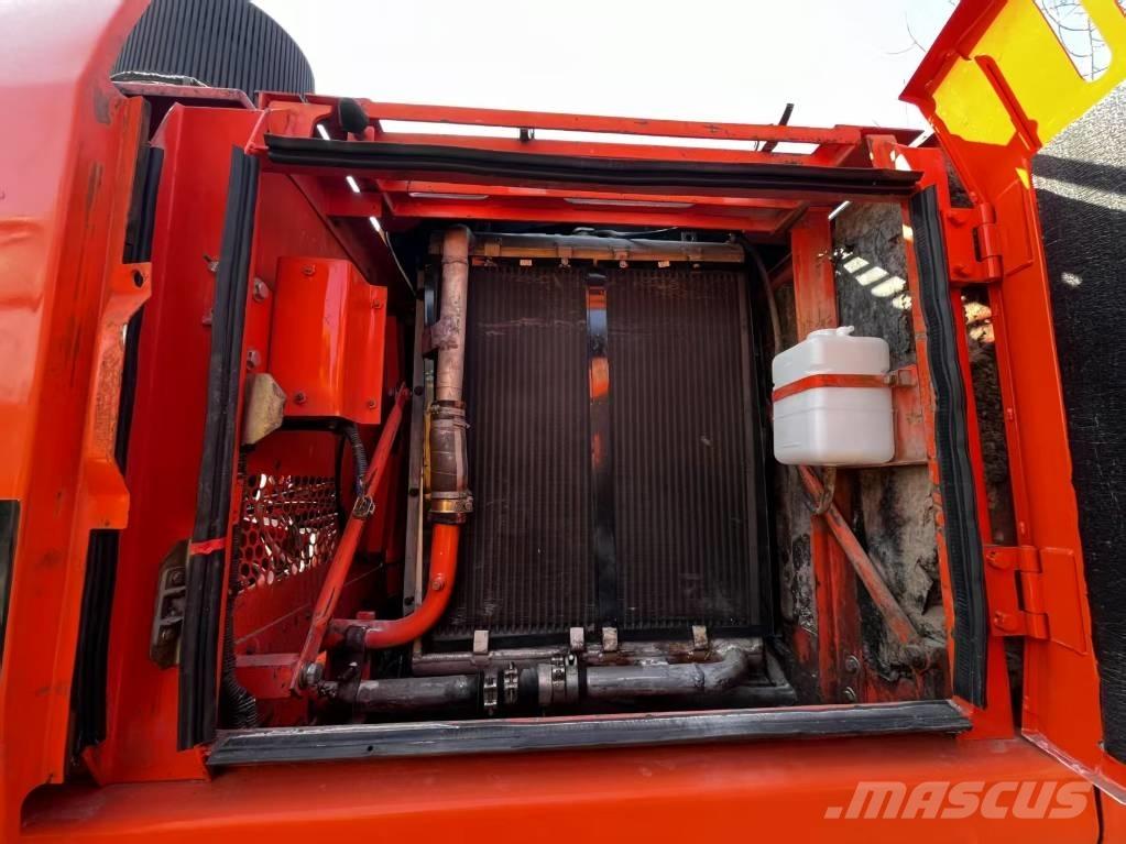 Doosan DH 225 LC-7 Lánctalpas kotrók