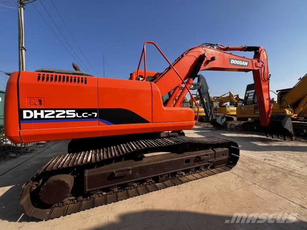 Doosan DH 225 LC-7 Lánctalpas kotrók