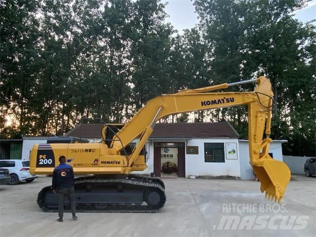 Komatsu PC200-8 Lánctalpas kotrók
