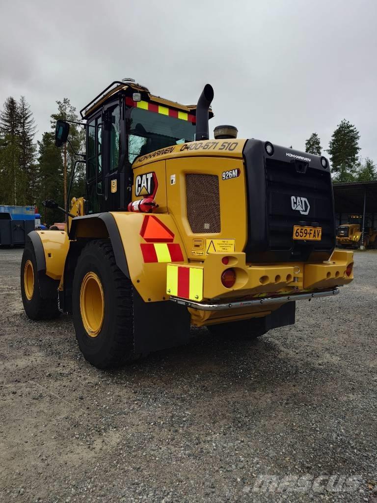 CAT 926M Gumikerekes homlokrakodók