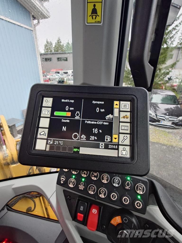 CAT 926M Gumikerekes homlokrakodók
