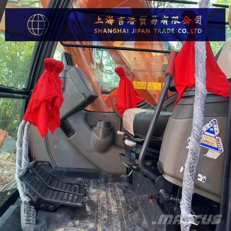 Hitachi ZX 135 Közepes (midi) kotrók 7 t - 12 t