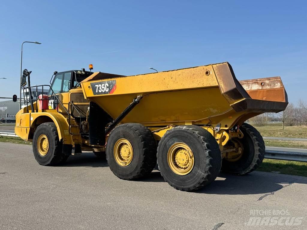 CAT 735C Csuklósdömperek