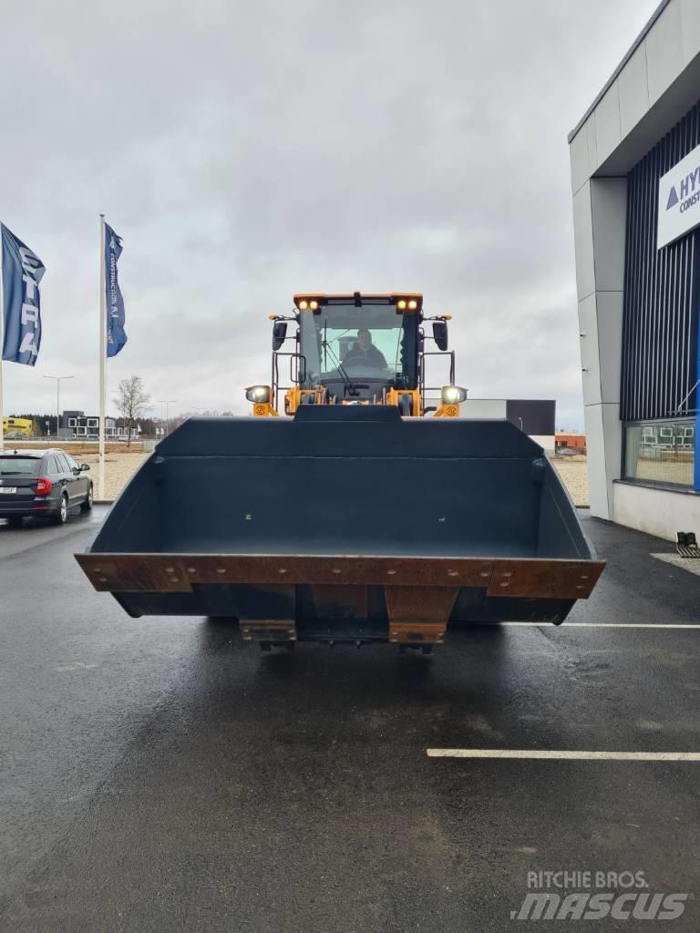 Hyundai HL970A Gumikerekes homlokrakodók