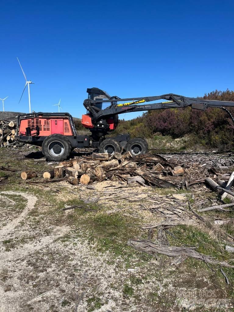 Valmet 901.3 Betakarítók