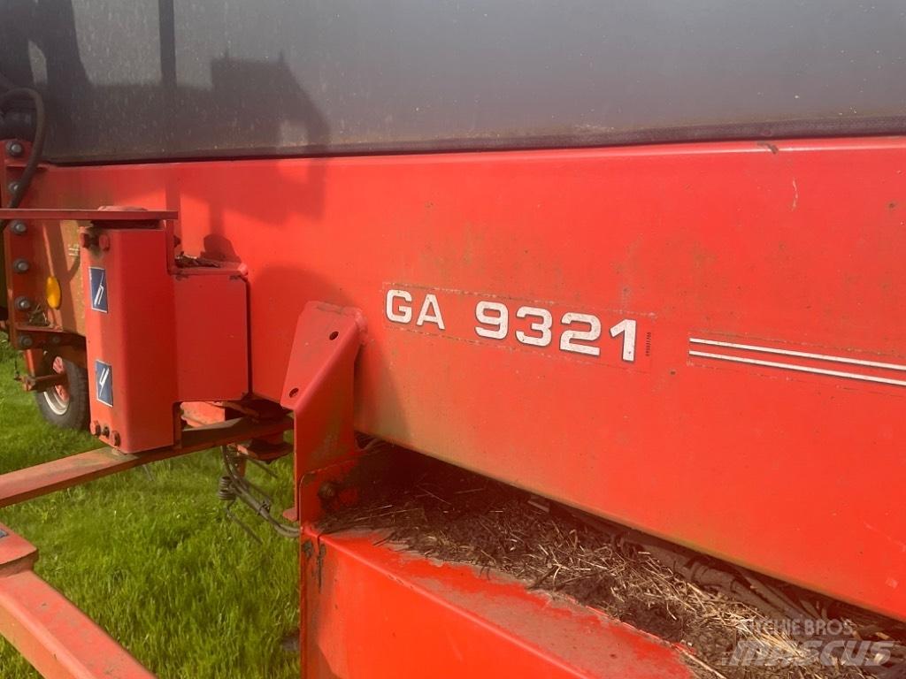 Kuhn Ga 9321 Rendkészítő