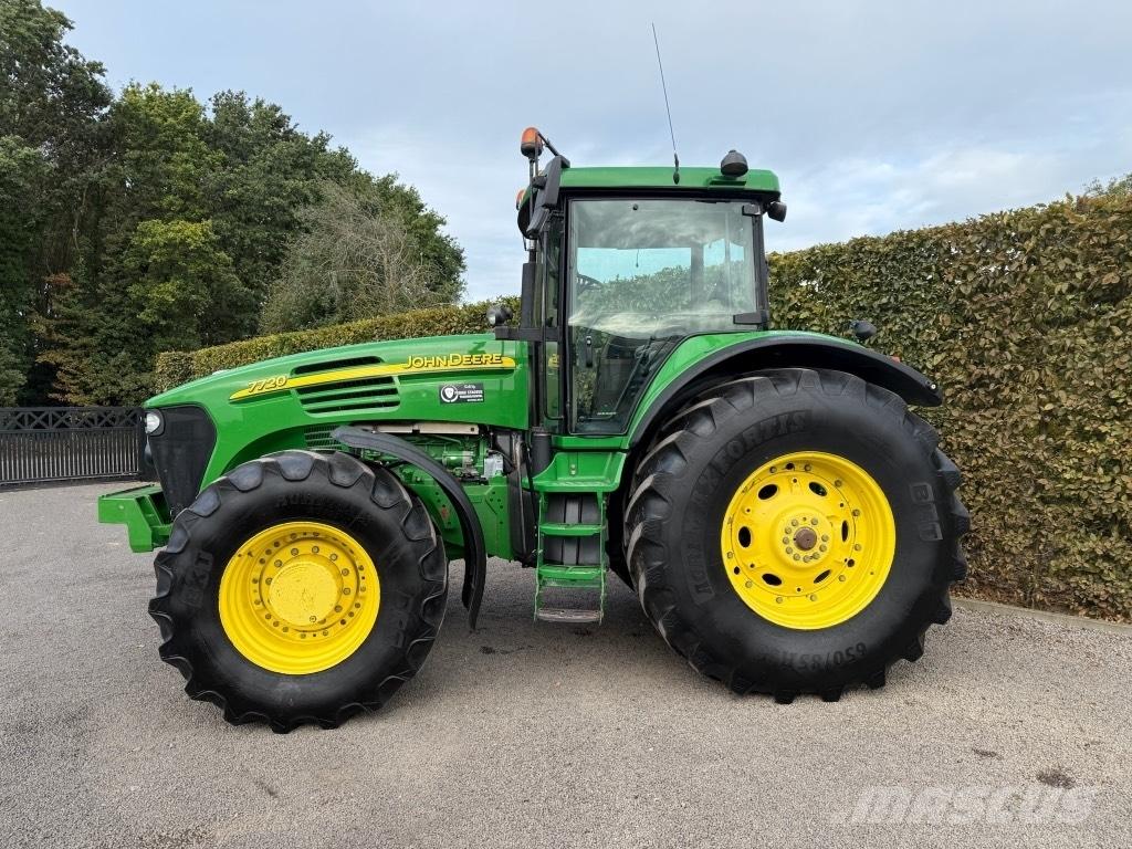 John Deere 7720 Traktorok