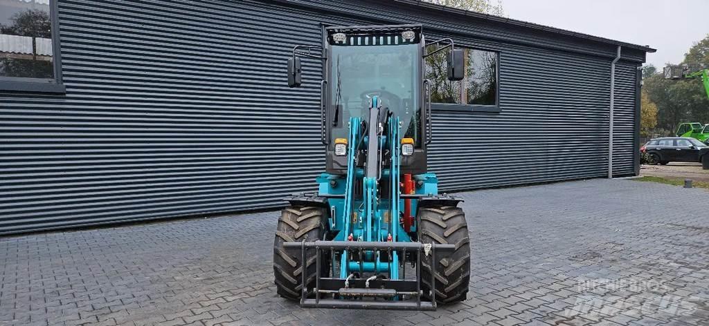 Wolf R906 Gumikerekes homlokrakodók