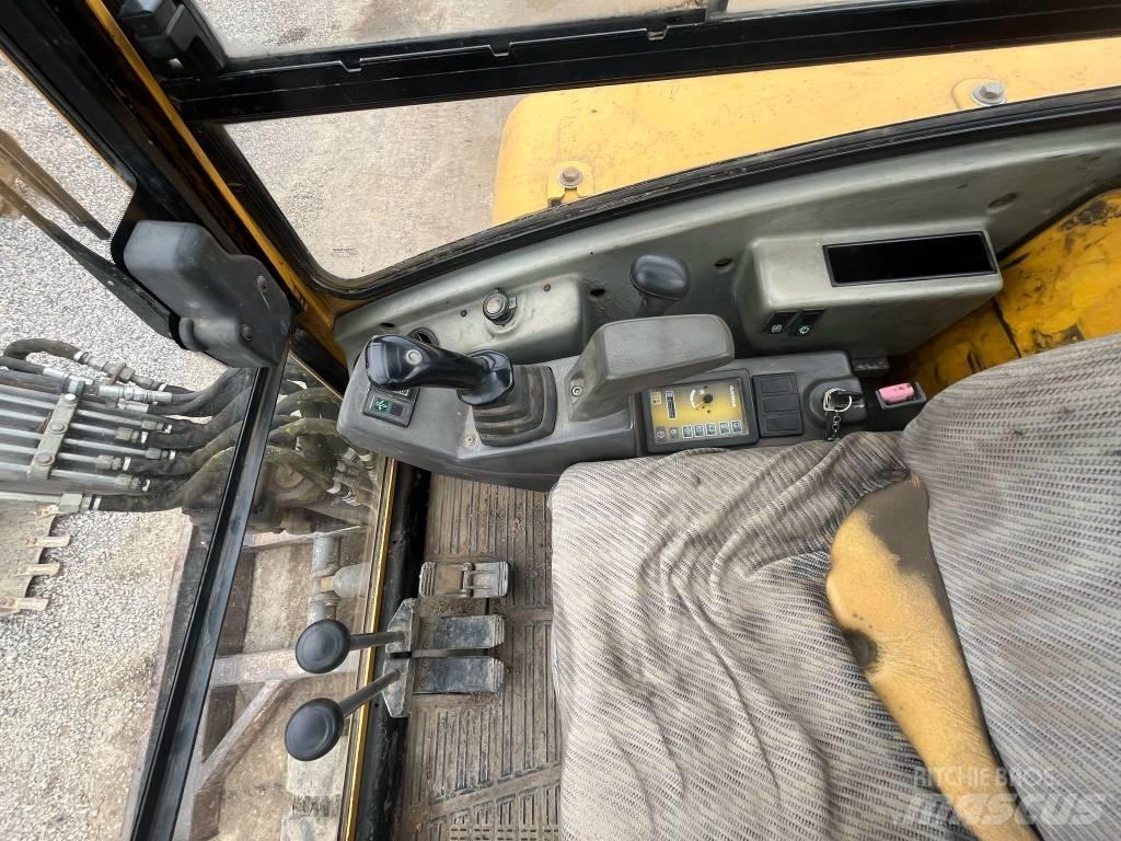 Volvo EC 25 Mini kotrók < 7t